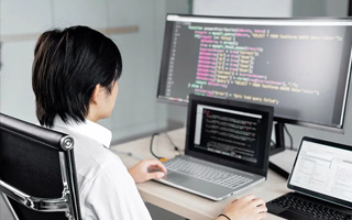 太康 ,php声明和调用变量的符号是什么？